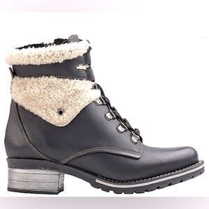 Dromedaris Leather Lace-Up Ankle Kara Shearling sherpa combat boots 38/US 7.5-8